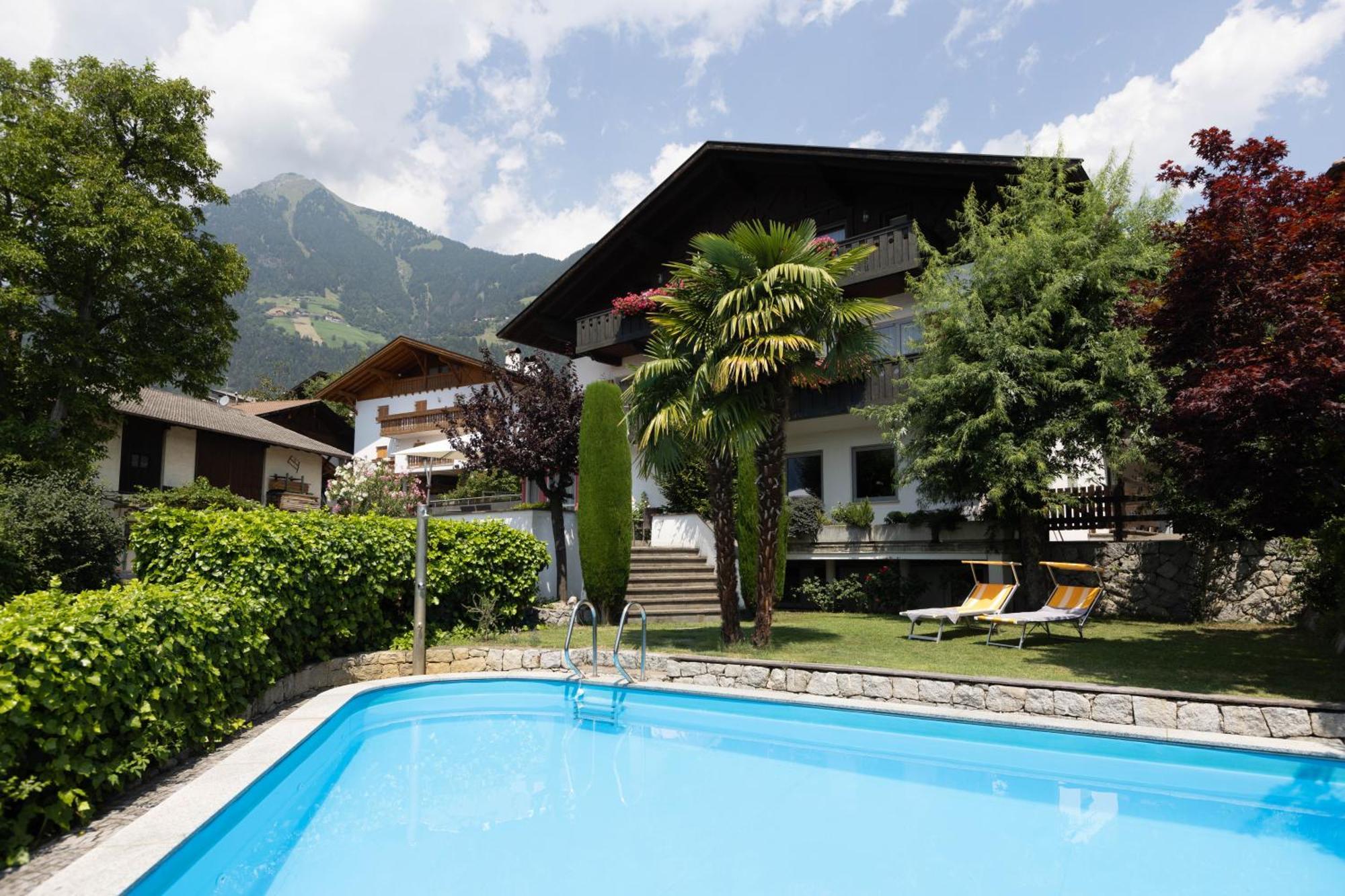 Garni Juval Hotell Tirol Eksteriør bilde